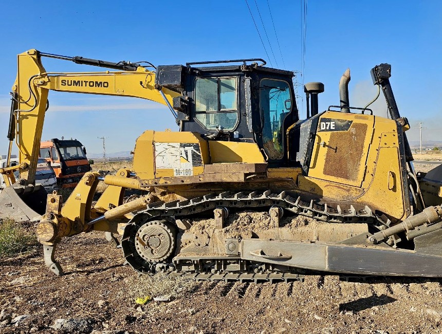2017 CAT D7E