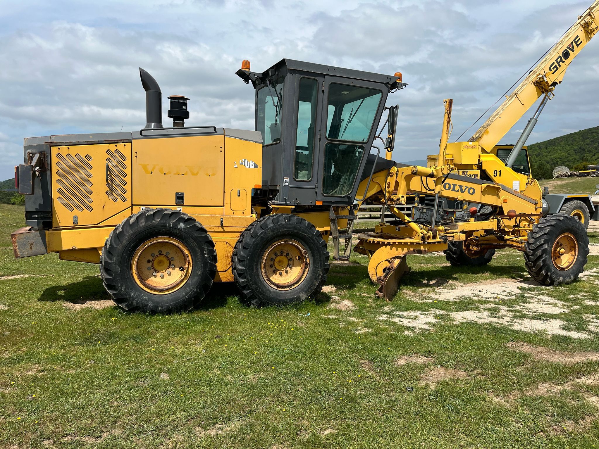 2005 Volvo G710B