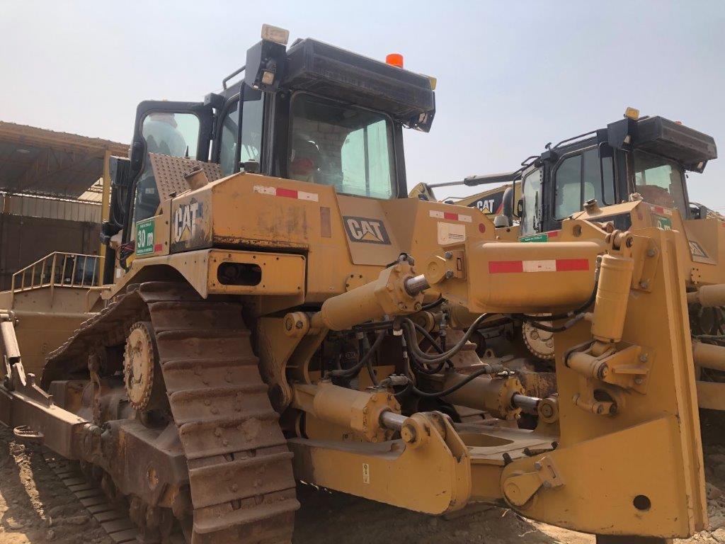 2018 CAT D8T